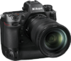 Nikon Z9 - voorkant schuin met lens